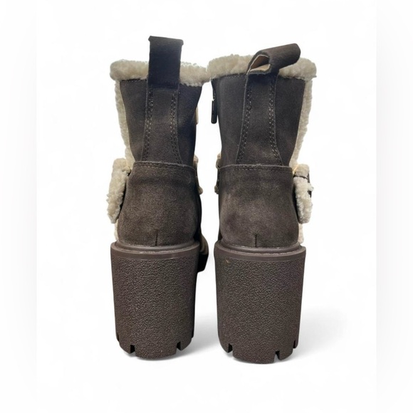 Blondo Women's Waterproof Teryn Block
Heel Ankle Boot, Java Suede - Picture 8 of 8